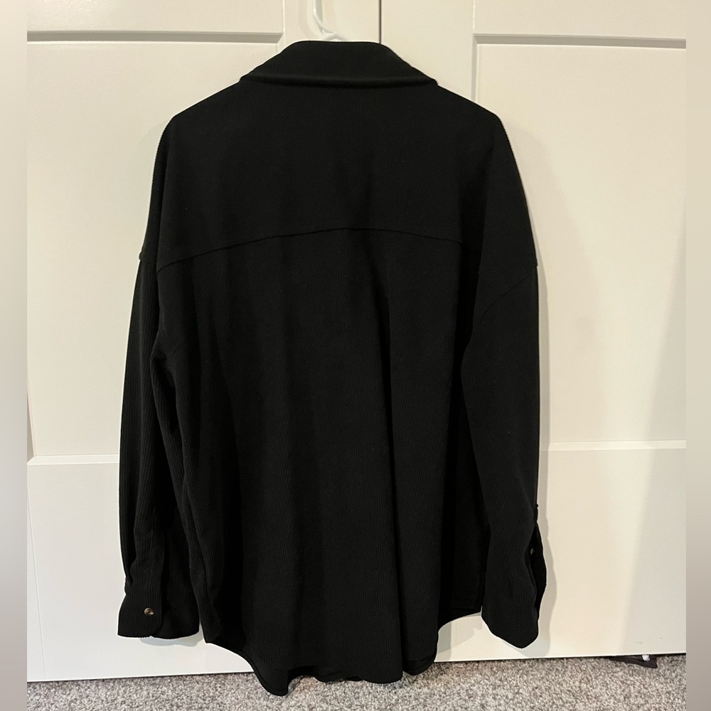 Black Shacket - Picture 3 of 3